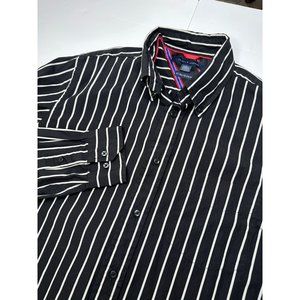 TOMMY HILFIGER - Men's long sleeve shirt. Size Medium.‎ Black, white stripes.